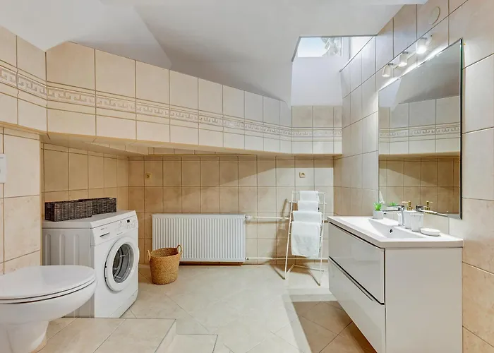 Old Town Family - Dluga Living By Downtown